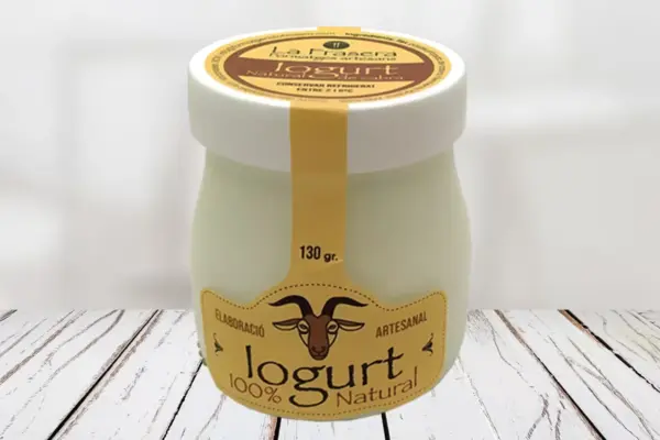 Yogur natural de cabra